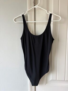 lululemon athletica Black Scoop Neck Bodysuit open back